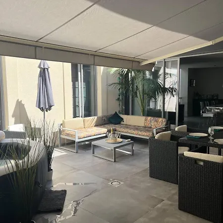 Villa Maison De 250 M2 Avec à Arcachon